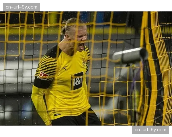 述评:在争议判罚与激烈对抗中,国家德比依然展现最高水准。